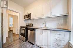 4 - 1074 ST CLAIR AVENUE W Toronto