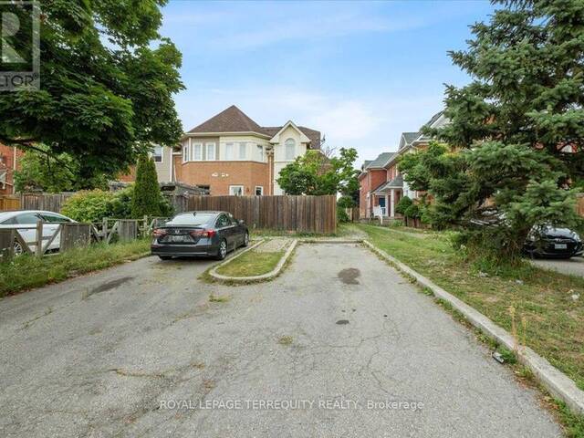 69 SHADY PINE CIRCLE Brampton Ontario