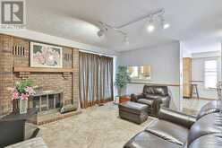 5 CHIEFSWOOD SQUARE Toronto