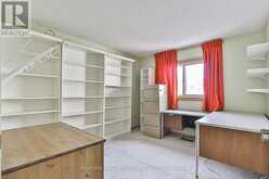 5 CHIEFSWOOD SQUARE Toronto