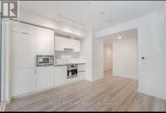 2820 - 230 SIMCOE STREET Toronto