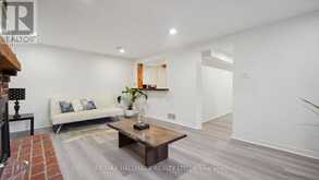 73 REGENCY SQUARE Toronto