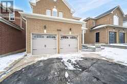 1204 LANGLEY CIRCLE Oshawa