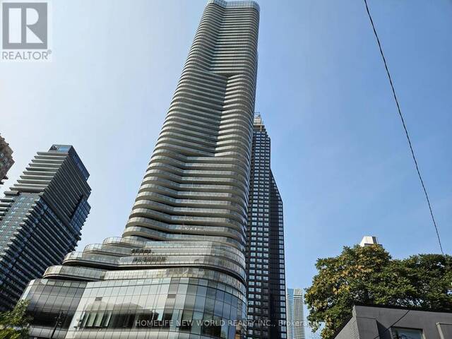 4402 - 11 WELLESLEY STREET Toronto Ontario