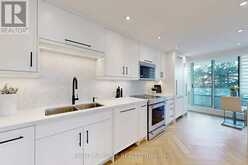 310 - 120 PROMENADE CIRCLE Vaughan