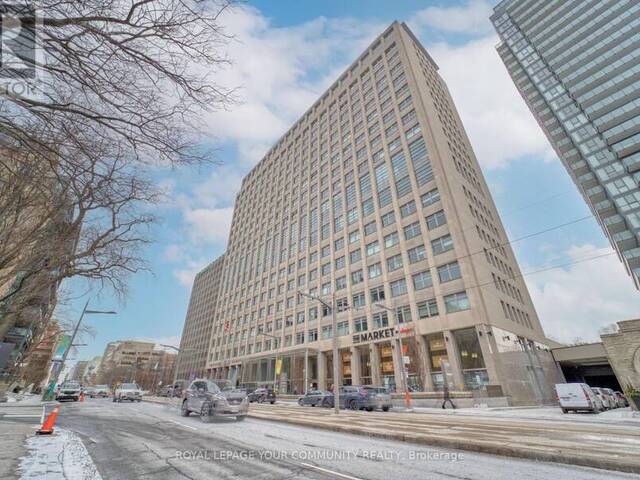 1618 - 111 ST CLAIR AVENUE W Toronto Ontario