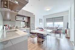 1618 - 111 ST CLAIR STREET W Toronto