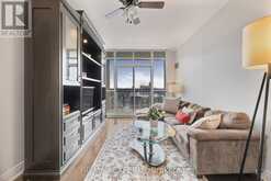 1005 - 319 MERTON STREET Toronto