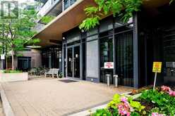 807 - 1 VALHALLA INN ROAD Toronto