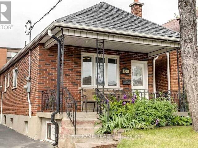 134 LOCKSLEY AVENUE Toronto Ontario