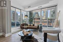 609 - 1 GLOUCESTER STREET Toronto