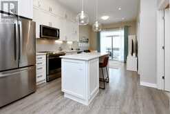 612 - 95 DUNDAS STREET W Oakville