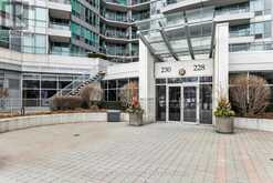 1119 - 230 QUEENS QUAY W Toronto