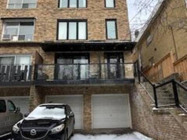 221 KENILWORTH AVENUE Toronto Ontario