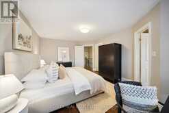 15 - 208 LA ROSE AVENUE Toronto