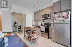 521 - 621 SHEPPARD AVENUE E Toronto