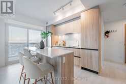 1422 - 7950 BATHURST STREET Vaughan