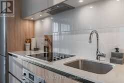 1422 - 7950 BATHURST STREET Vaughan