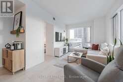 1422 - 7950 BATHURST STREET Vaughan