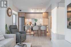 1422 - 7950 BATHURST STREET Vaughan