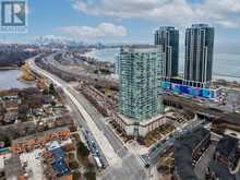 TH101 - 15 WINDERMERE AVENUE Toronto