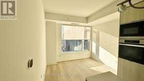 1002 - 11 YORKVILLE AVENUE Toronto