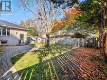 11 KNOLLSIDE DRIVE Richmond Hill