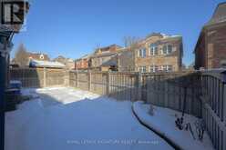 27 ISLAND GROVE Brampton