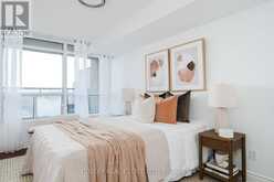 402 - 10 NORTHTOWN WAY Toronto