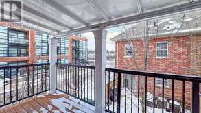 3 HYDE PARK MEWS Kitchener