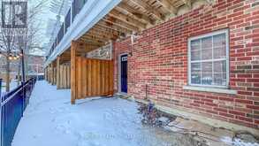 3 HYDE PARK MEWS Kitchener