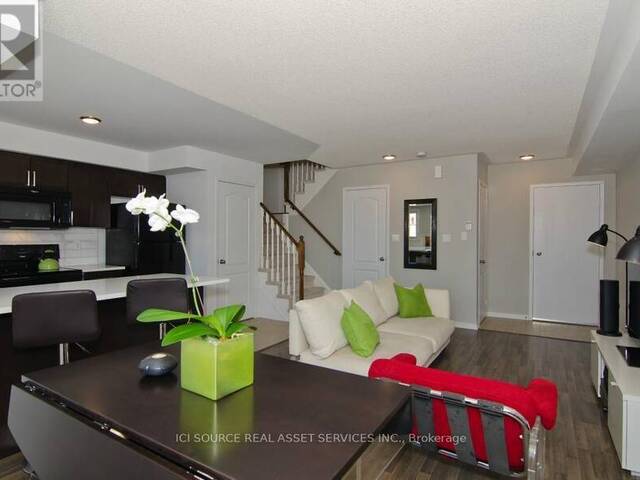 17 - 39 HAYS BOULEVARD Oakville Ontario