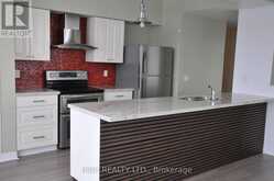 1405 - 50 DISERA DRIVE Vaughan