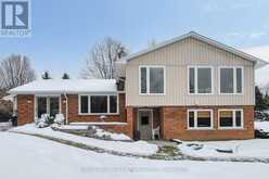 4 DEERFOOT DRIVE Uxbridge