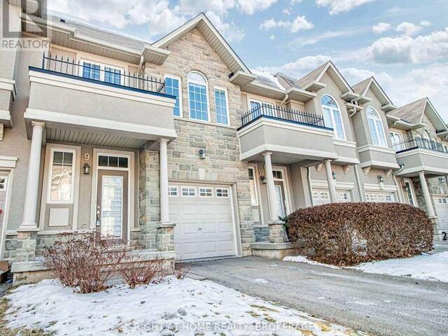 9 - 370 STONEHENGE DRIVE Hamilton Ontario