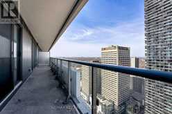 3402 - 2221 YONGE STREET Toronto