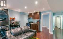 36 CUSTOMLINE DRIVE Brampton