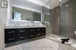 105 - 123 MAURICE DRIVE W Oakville