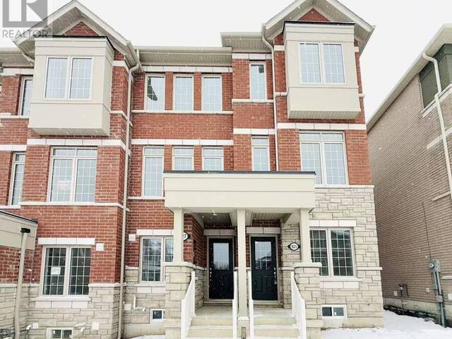 925 CROWSNEST HOLLOW Pickering Ontario