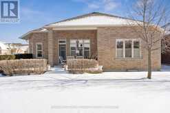 2 SUGGS LANE Whitchurch-Stouffville