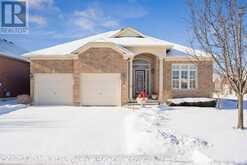 2 SUGGS LANE Whitchurch-Stouffville