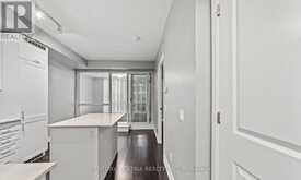 401 - 9085 JANE STREET N Vaughan