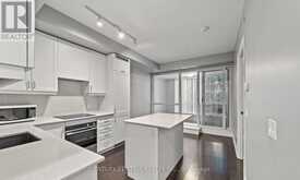 401 - 9085 JANE STREET N Vaughan