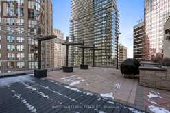 618 - 11 ST JOSEPH STREET Toronto