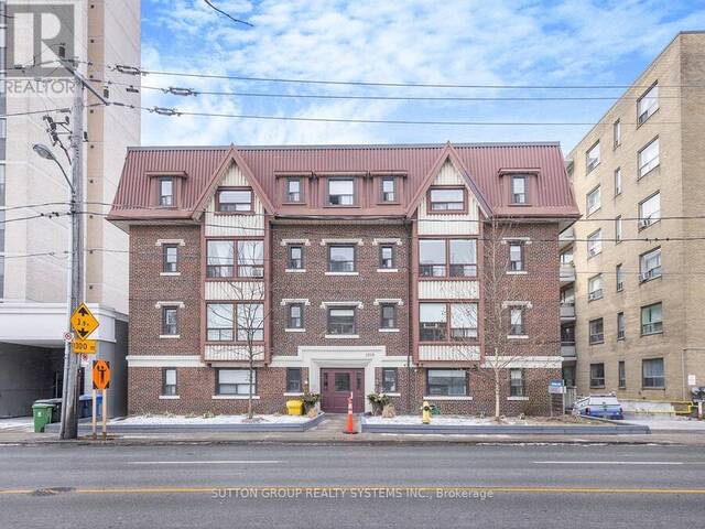 205 - 1510 BATHURST STREET Toronto Ontario