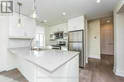 211 - 3028 CREEKSHORE COMMON Oakville