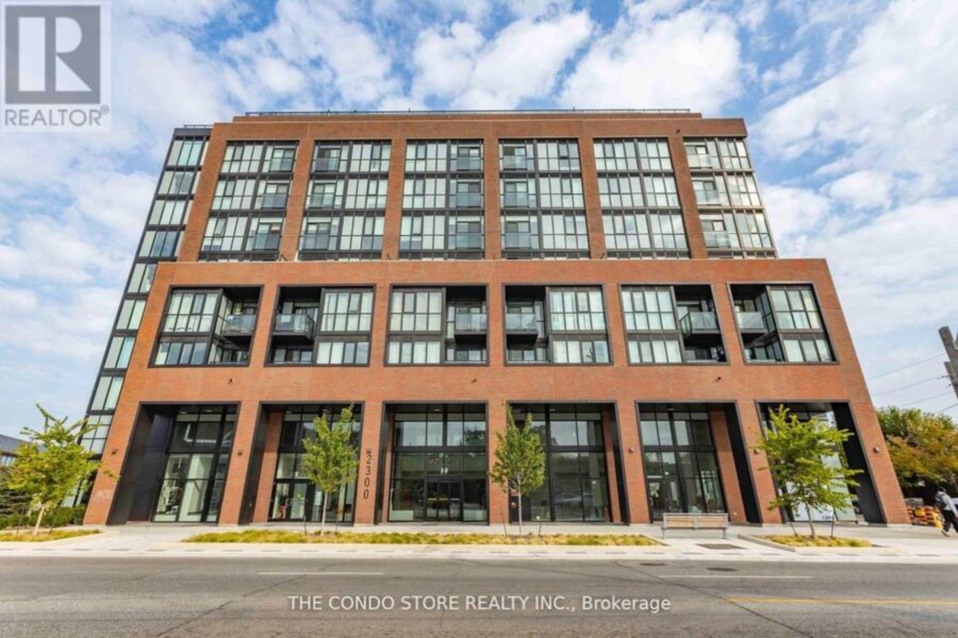 705 - 2300 ST. CLAIR AVENUE W Toronto