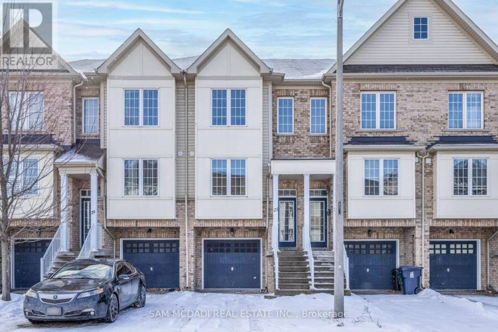 21 MANTELLO DRIVE Toronto