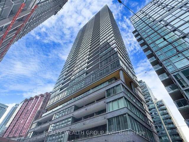 2709 - 8 CHARLOTTE STREET Toronto Ontario