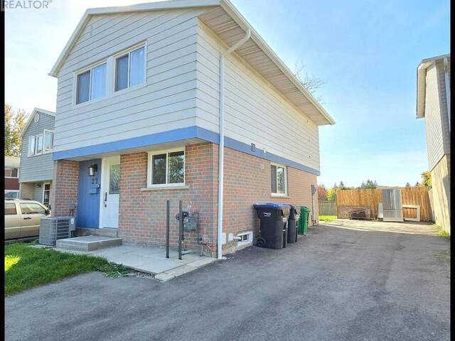 22 HURONIA COURT Brampton Ontario